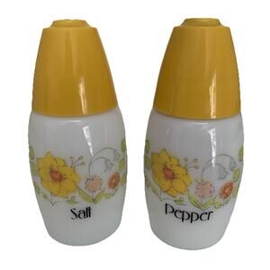 Corelle Gemco Vintage Glass Salt and Pepper Shakers Spring Meadow Pattern